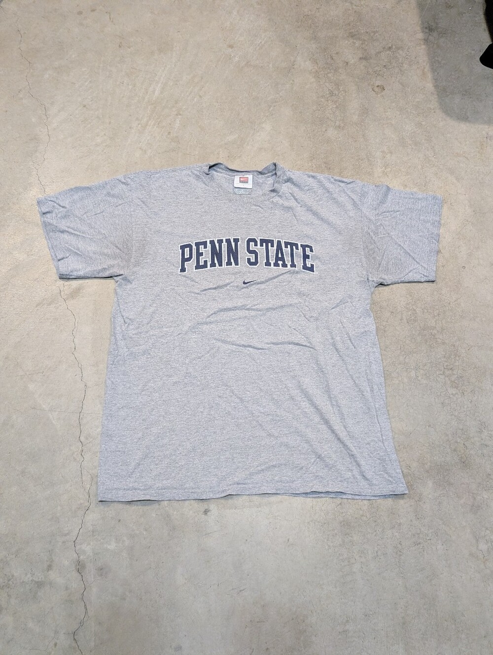 Y2K Nike Penn State Light Gray Graphic Short-Sleeve Tee Mens L Flaws